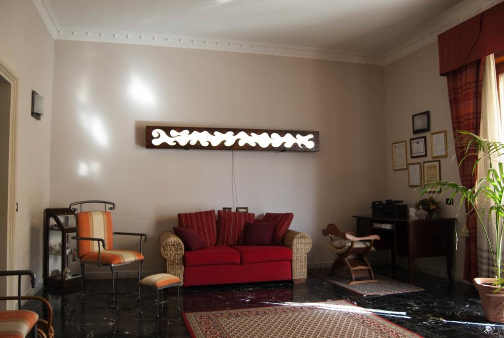 B&B Coste Del Salento 산 피에트로 베노티코 외부 사진