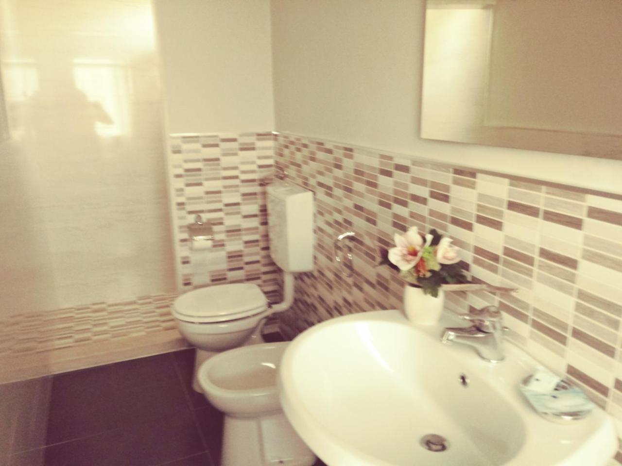 B&B Coste Del Salento 산 피에트로 베노티코 외부 사진