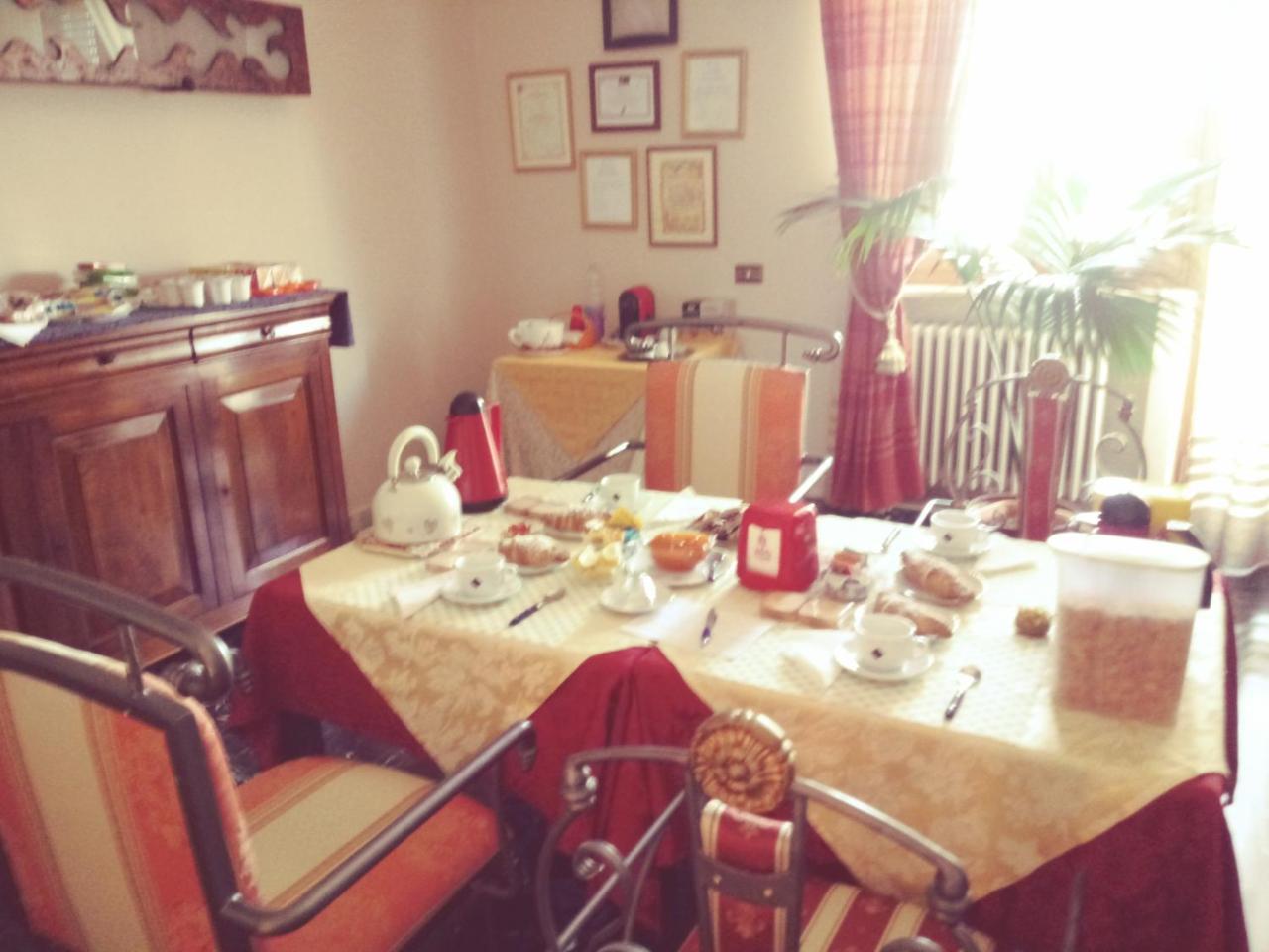 B&B Coste Del Salento 산 피에트로 베노티코 외부 사진